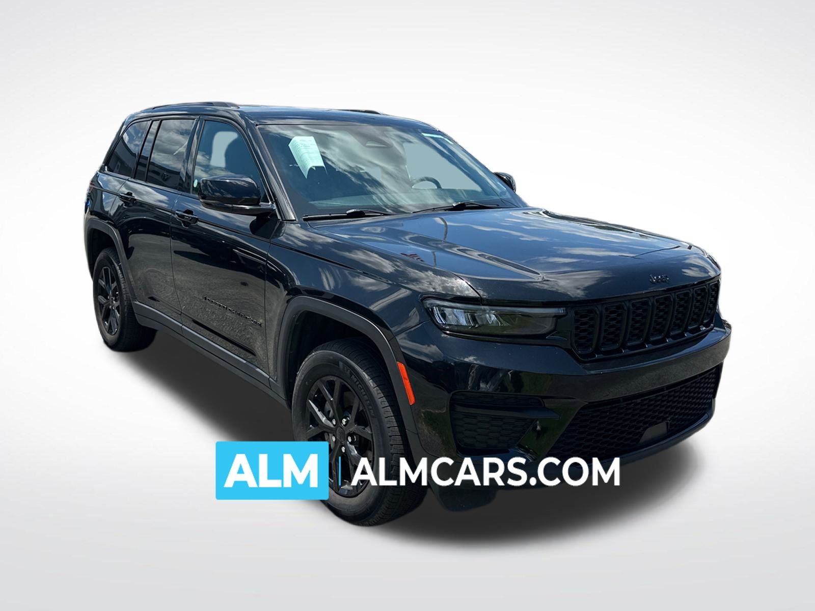 2025 Jeep Grand Cherokee Altitude 4WD