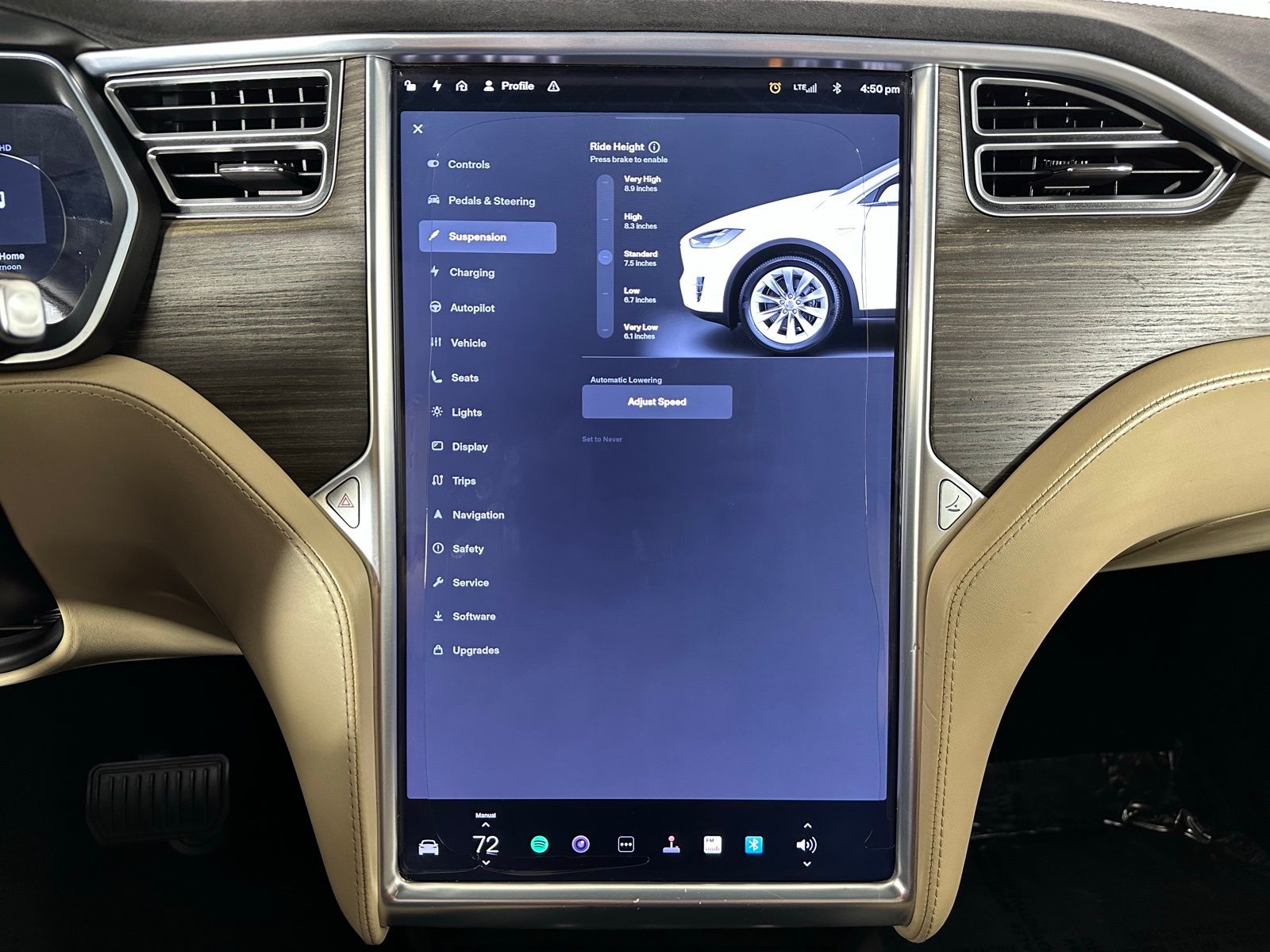 2016 Tesla Model X - Photo 19