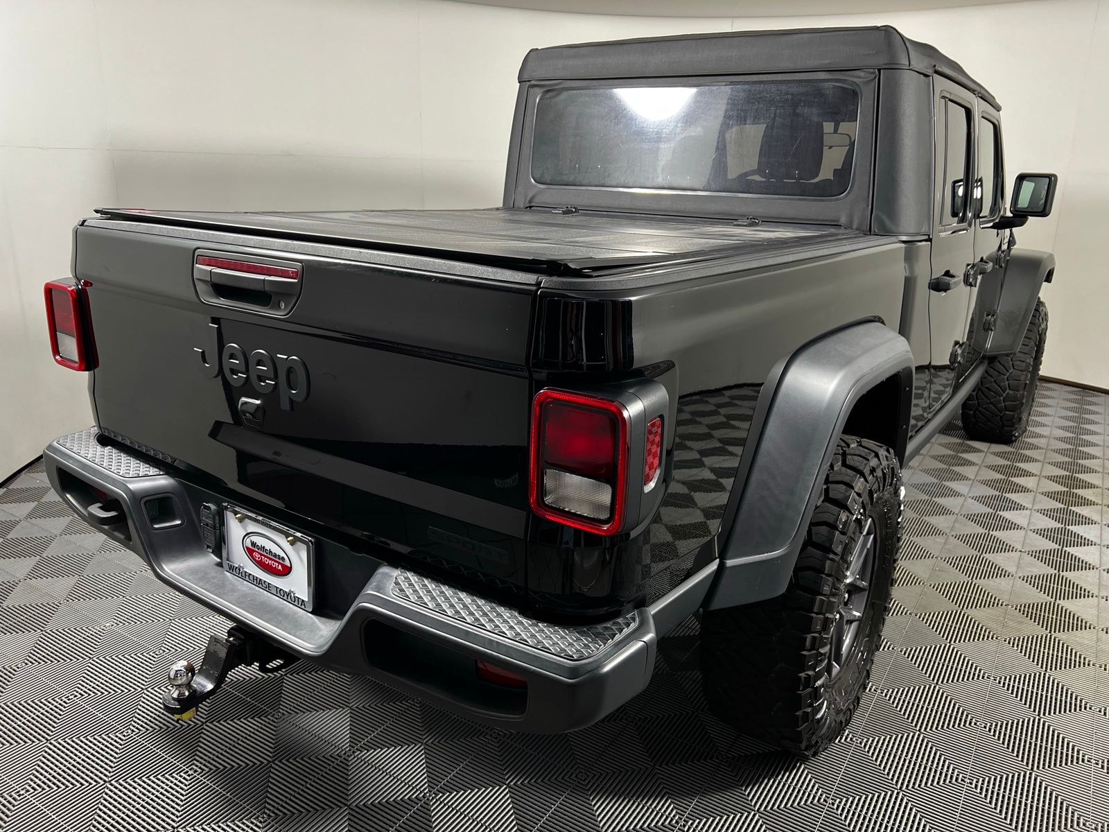 Thumbnail: 2020 Jeep Gladiator - 5