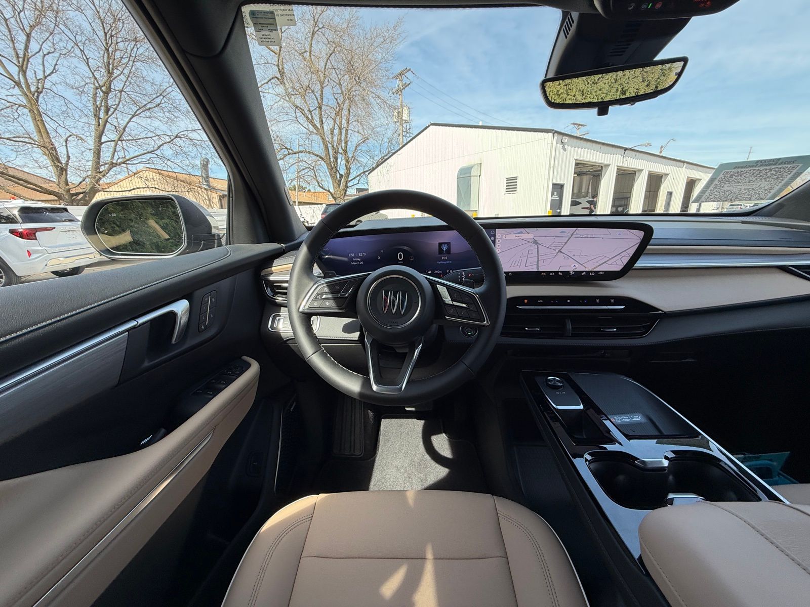 View vehicle photo 2