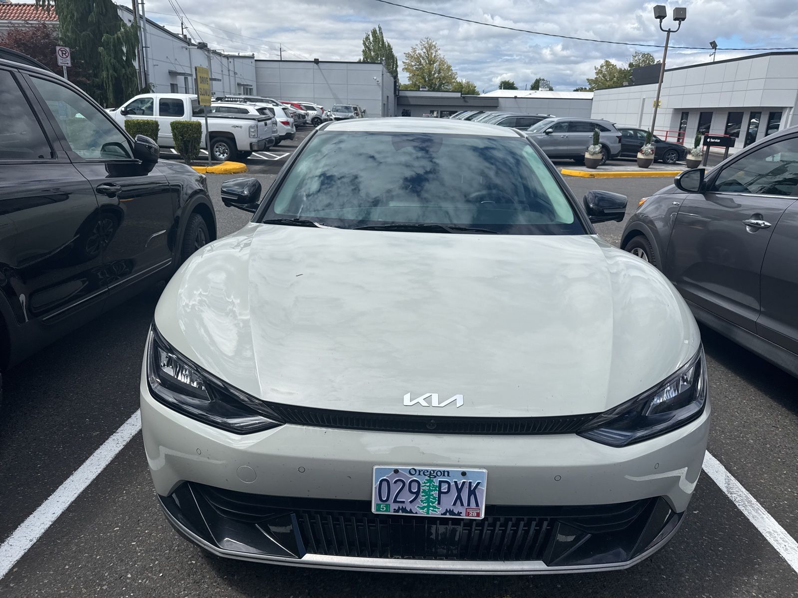 Used 2024 Kia EV6 Wind with VIN KNDC3DLC1R5189033 for sale in Portland, OR