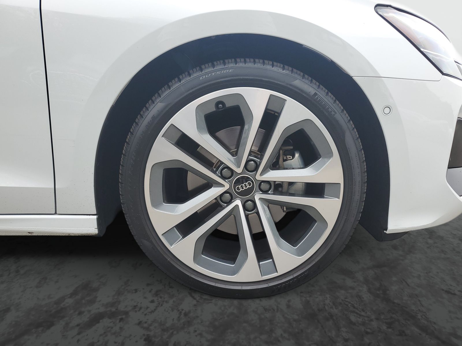 Vehicle photo