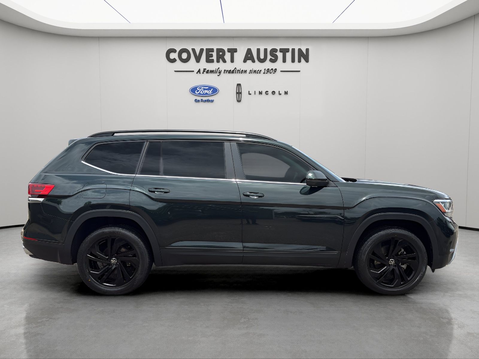 Used Car 2022 Volkswagen Atlas  2.0t Se W/technology For Sale Under $25,000 In Austin, Texas
