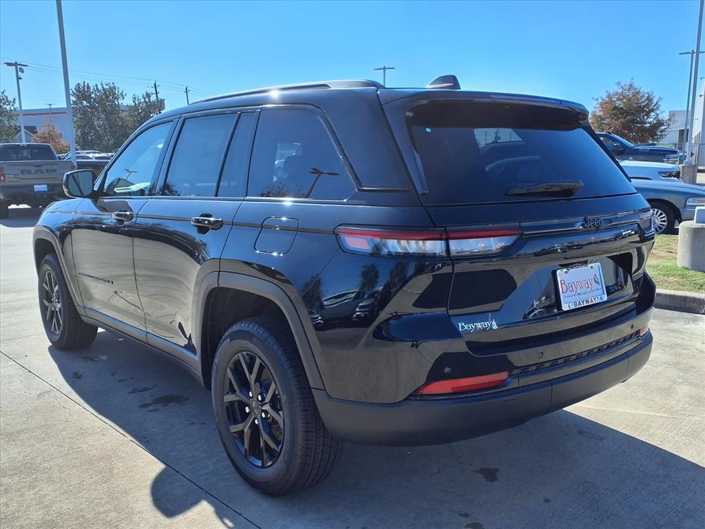 2025 Jeep Grand Cherokee Altitude X - 4