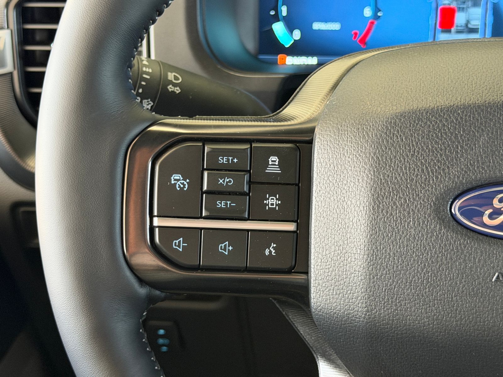New 2026 Avalanche Ford Platinum image 35