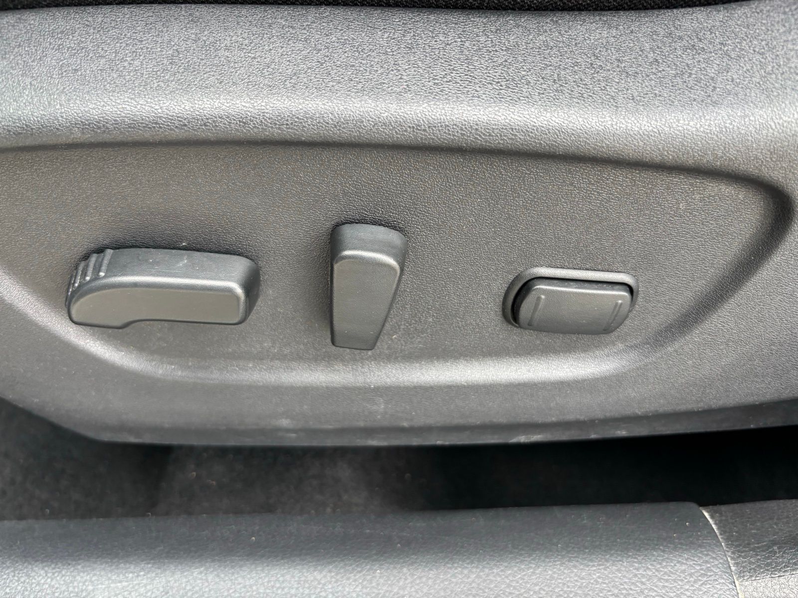 Used Car 2020 Nissan Rogue  Sv For Sale Under $20,000 In Austin, Texas