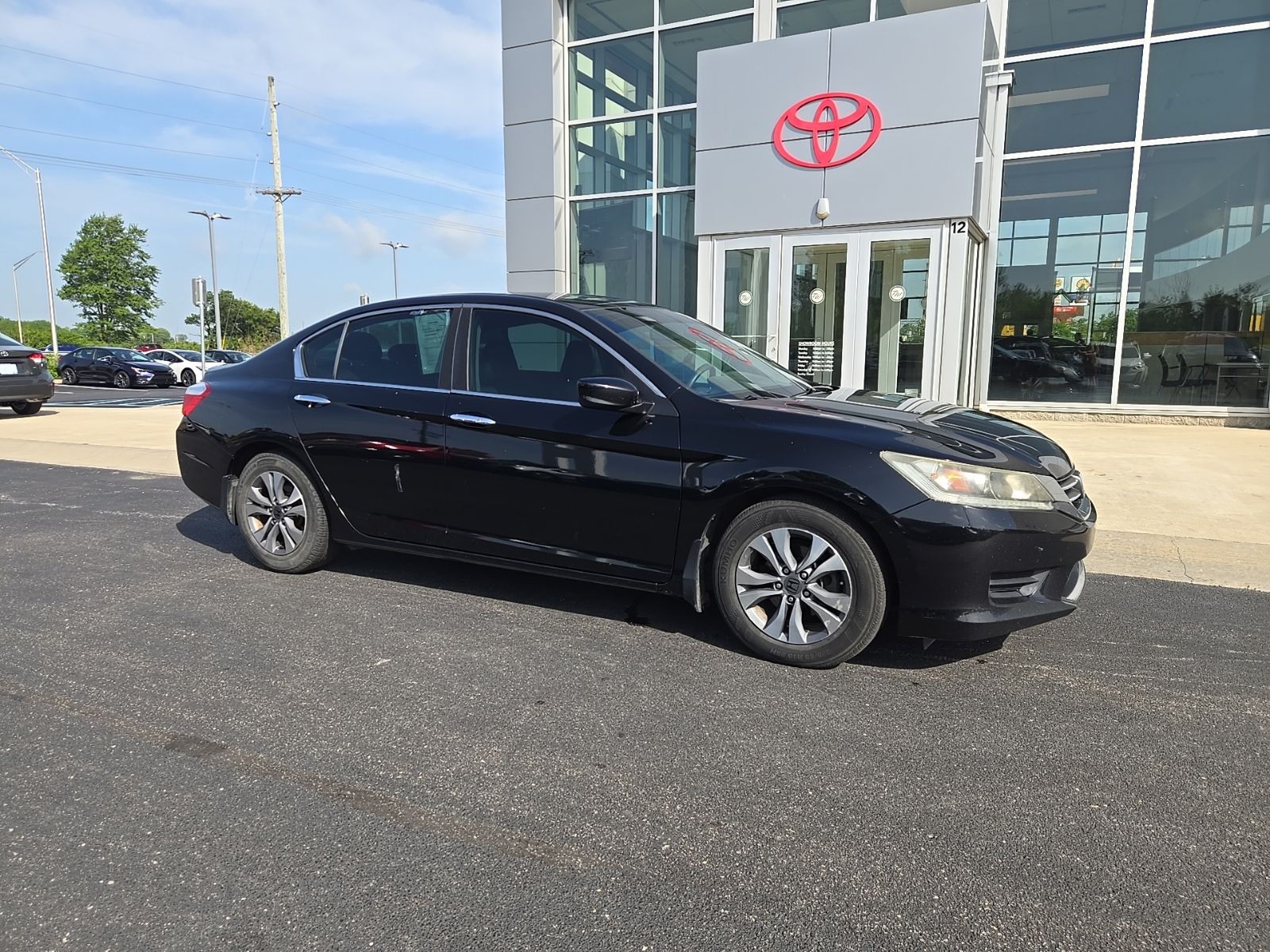 Used 2015 Honda Accord LX with VIN 1HGCR2F35FA143854 for sale in Whitestown, IN