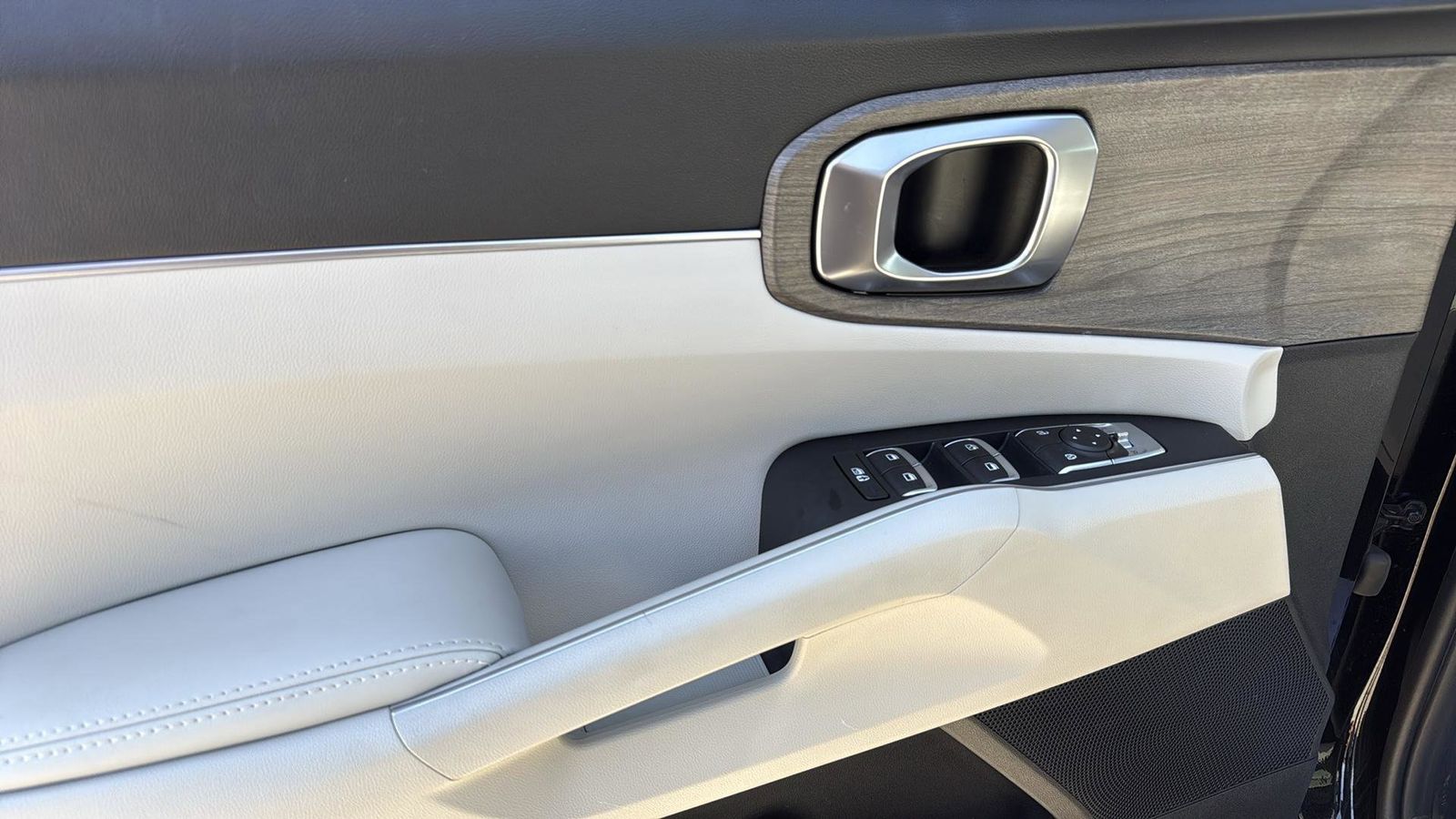 Used Car 2023 Kia Sorento  Ex For Sale Under $30,000 In Austin, Texas