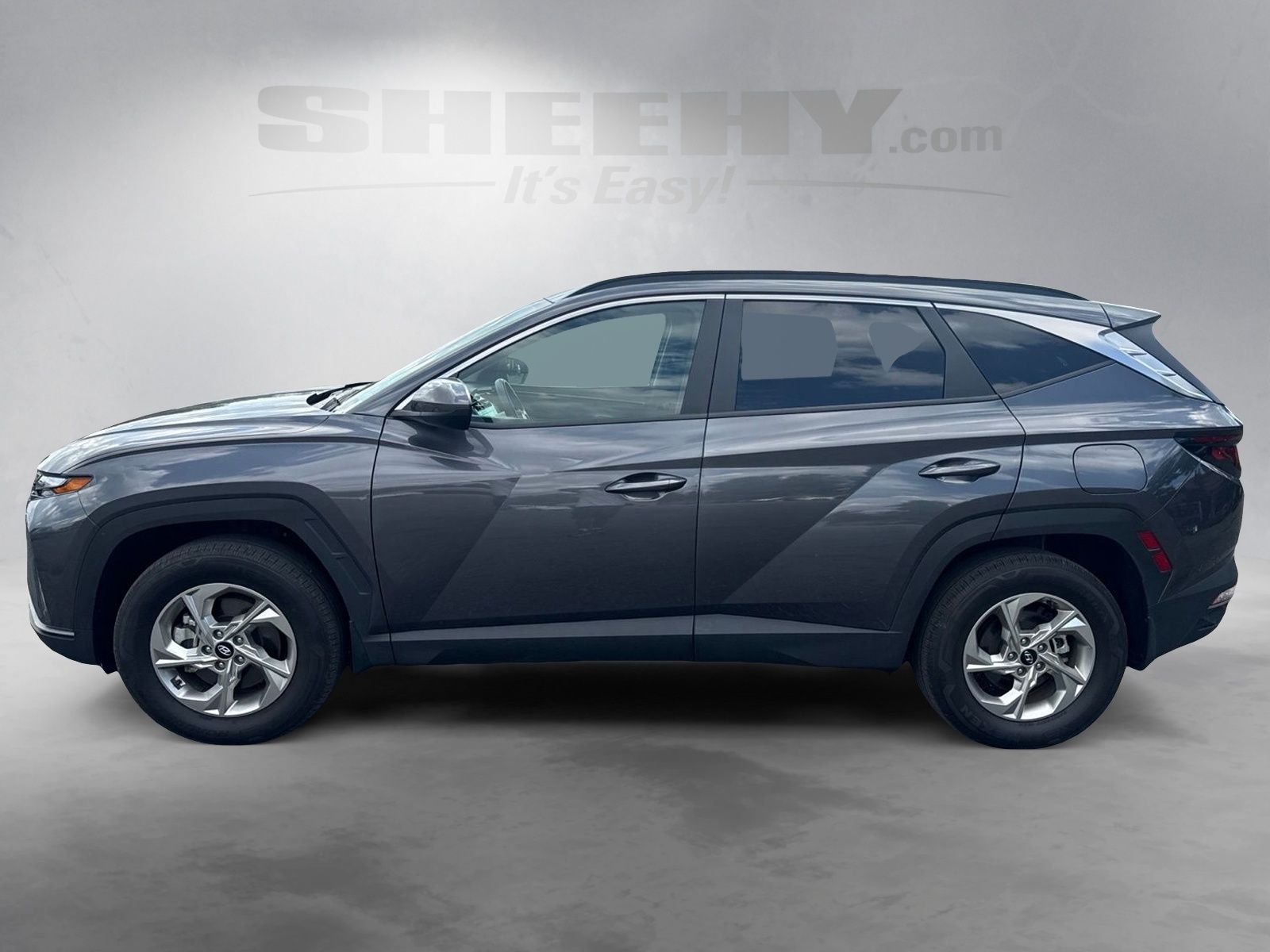 Used 2024 Gray Hyundai SEL image 17