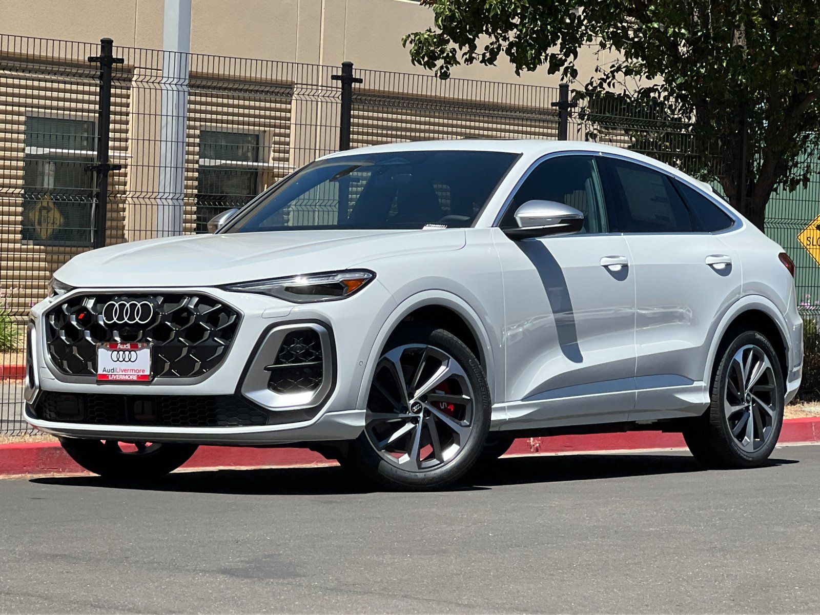 Glacier White Metallic 2026 Audi SQ5 Sportback Sedan All-Wheel Drive 7-Speed Automatic