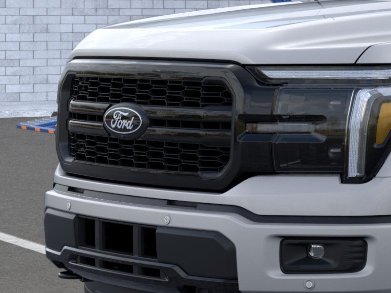 New 2026 Iconic Silver Metallic Ford Lariat image 17