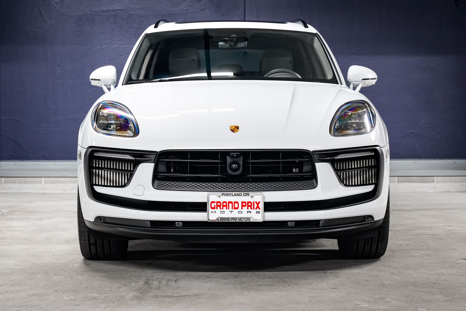 2024 Porsche Macan S — photo 5
