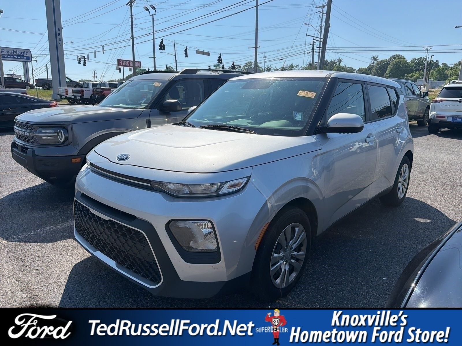Sparkling Silver 2021 Kia Soul SUV / Crossover Front-Wheel Drive Continuously Variable Transmission