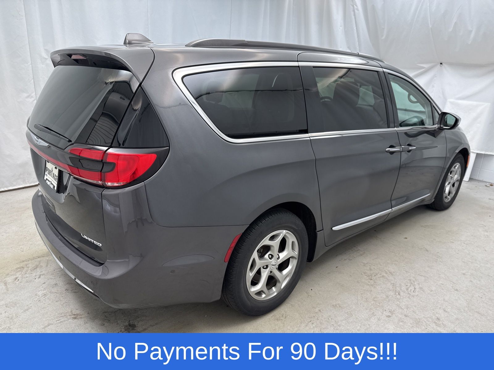 View vehicle photo 2