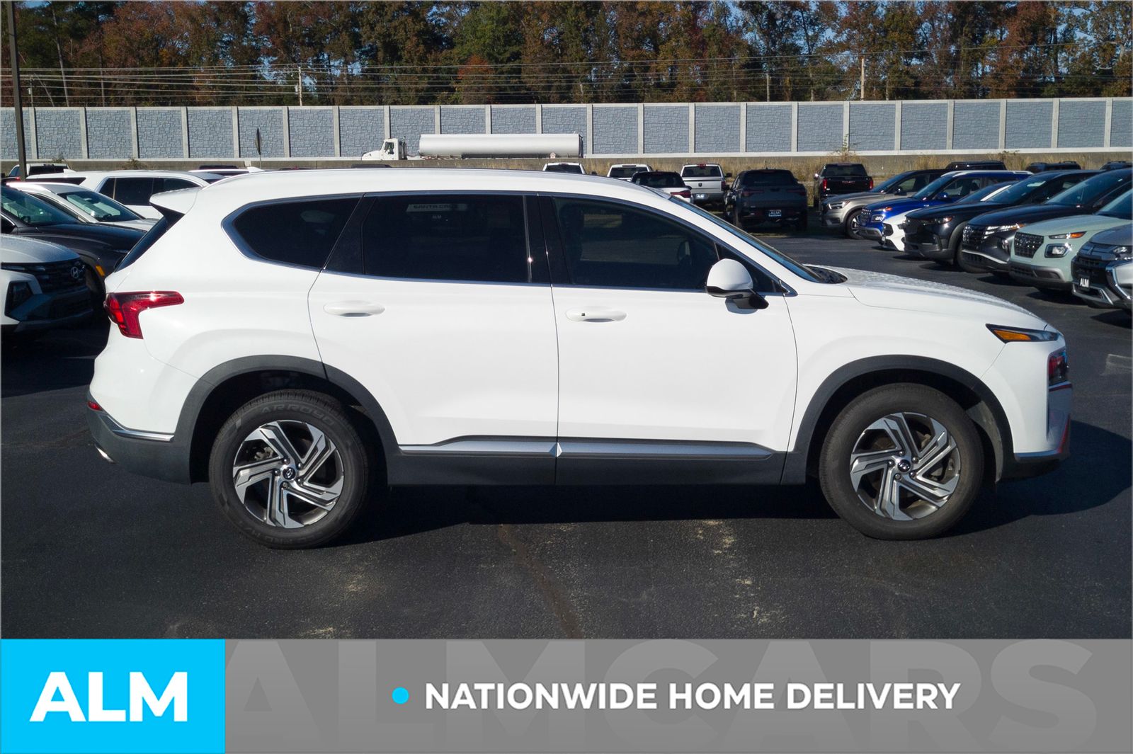 2022 Hyundai Santa Fe SEL photo 4