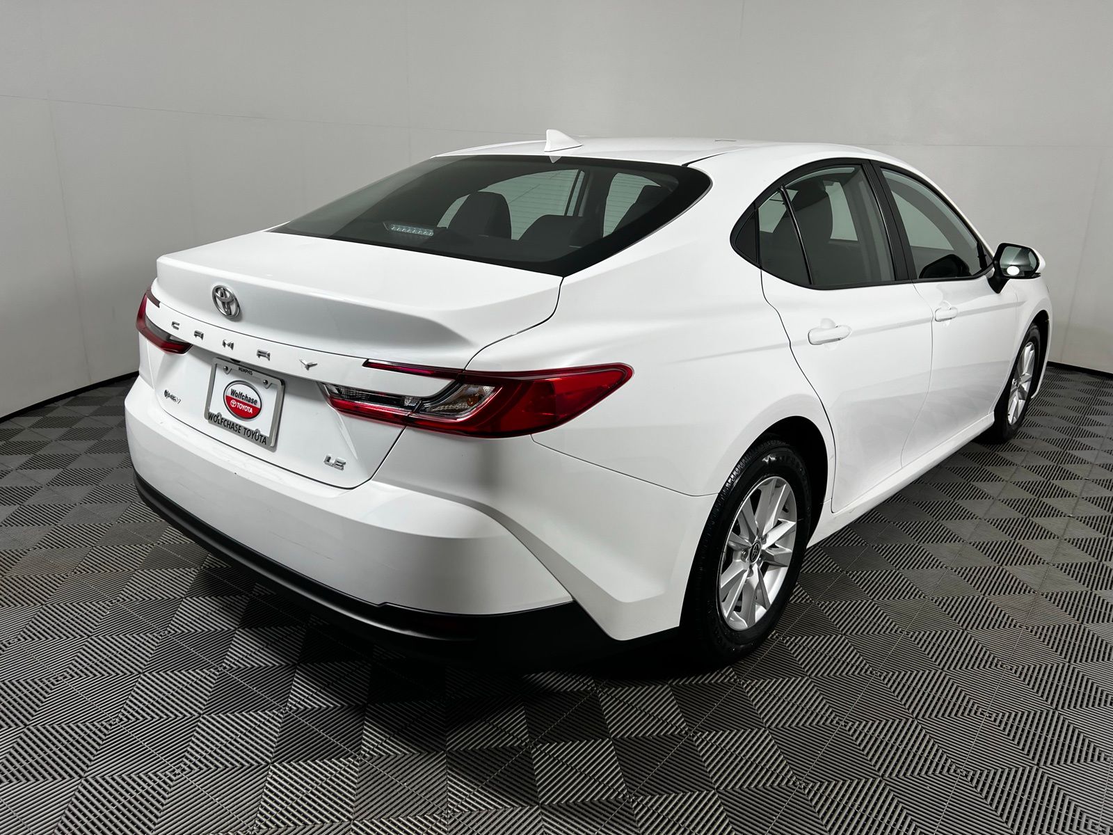 Thumbnail: 2025 Toyota Camry - 5