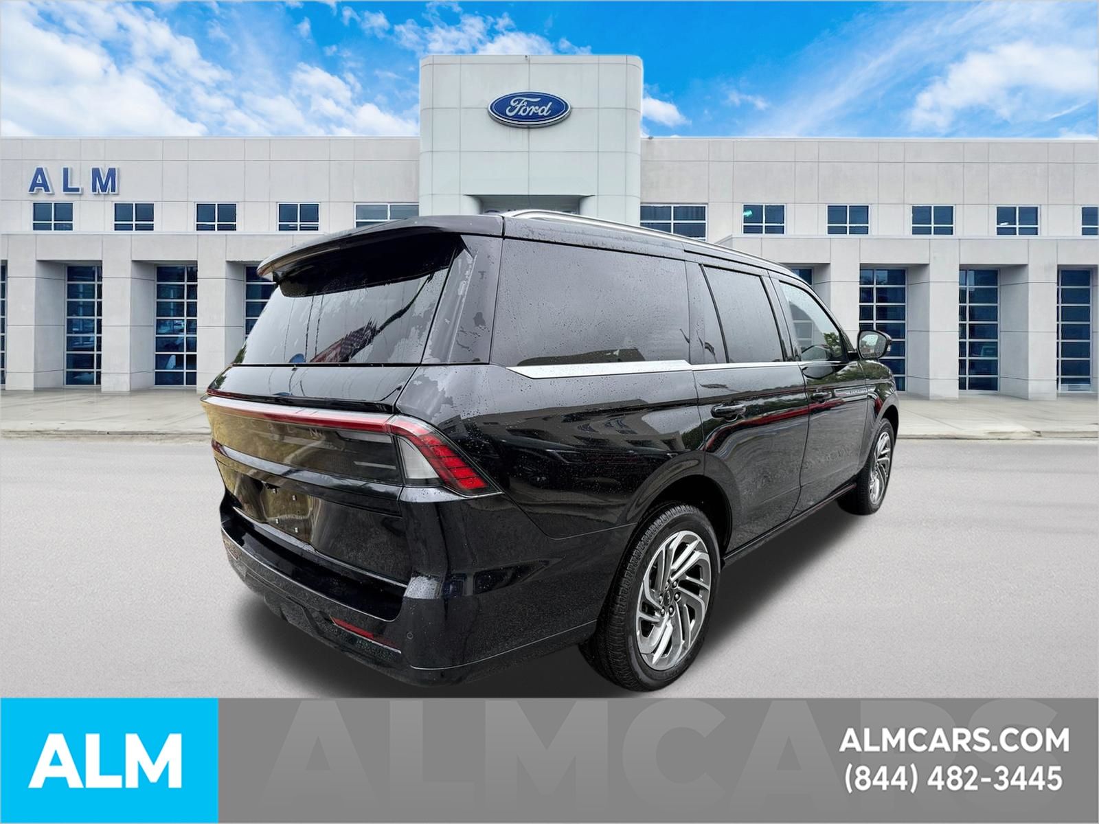 Used 2025 Black Metallic Lincoln Reserve image 6