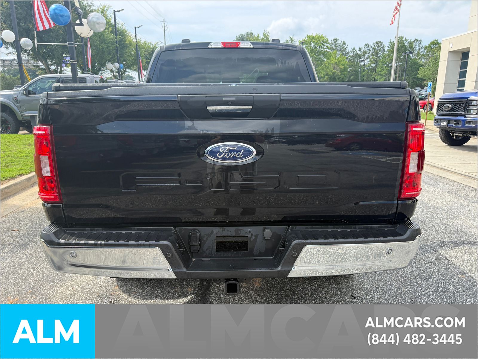 Used 2023 Black Ford XLT image 10