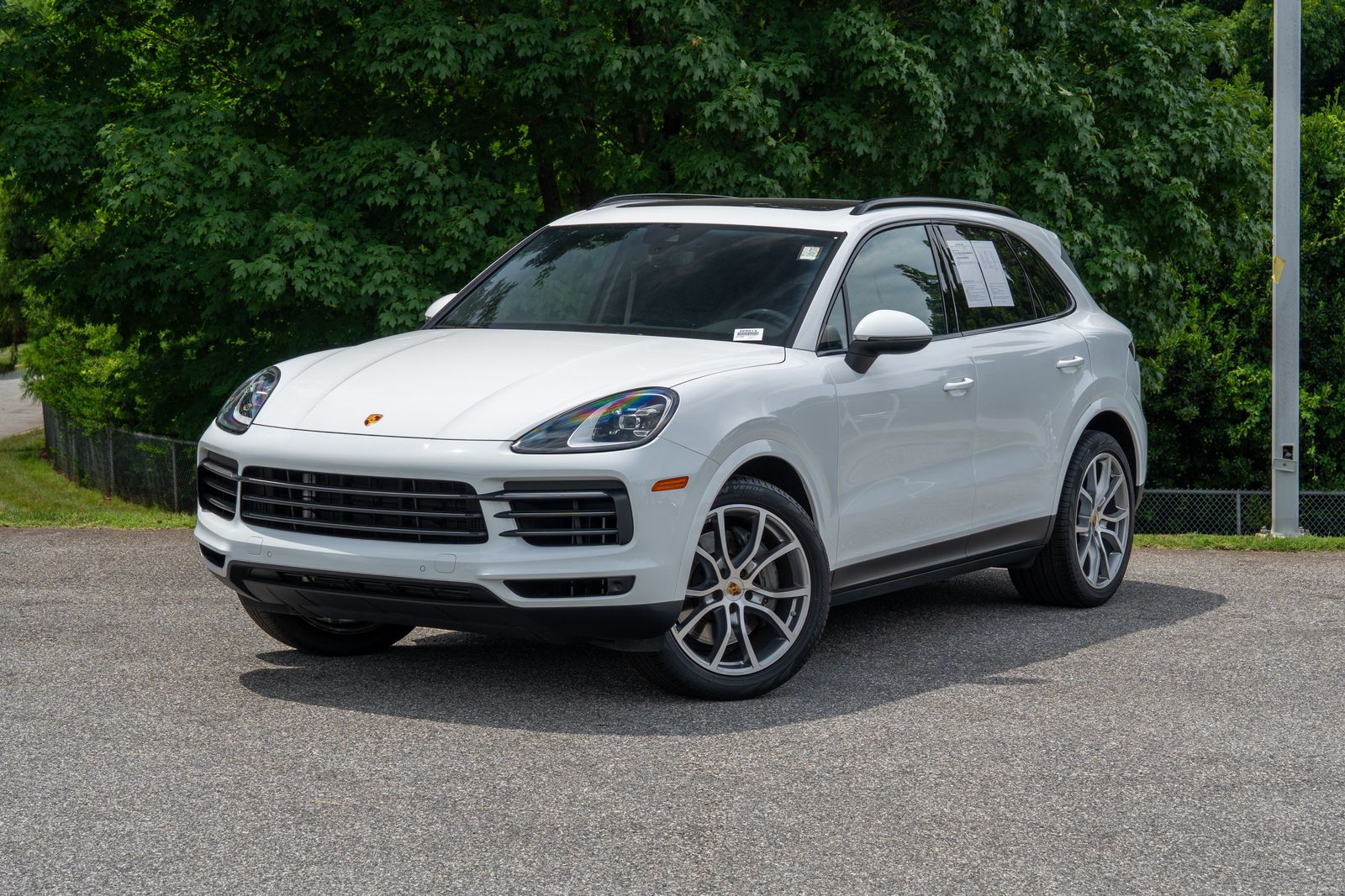 White 2023 Porsche Cayenne SUV / Crossover All-Wheel Drive 8-Speed Automatic