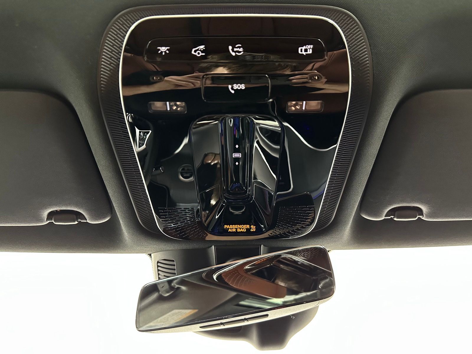 2025 Mercedes-Benz C-Class Sedan 39