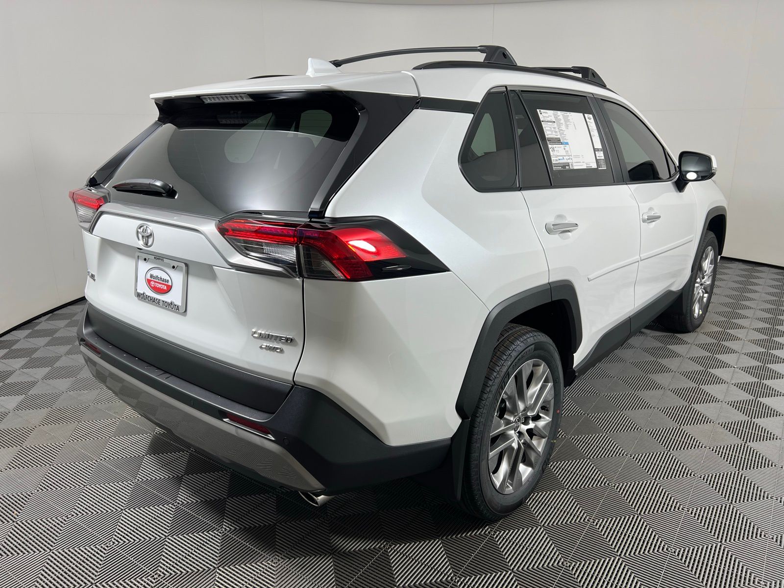 Thumbnail: 2025 Toyota RAV4 - 5