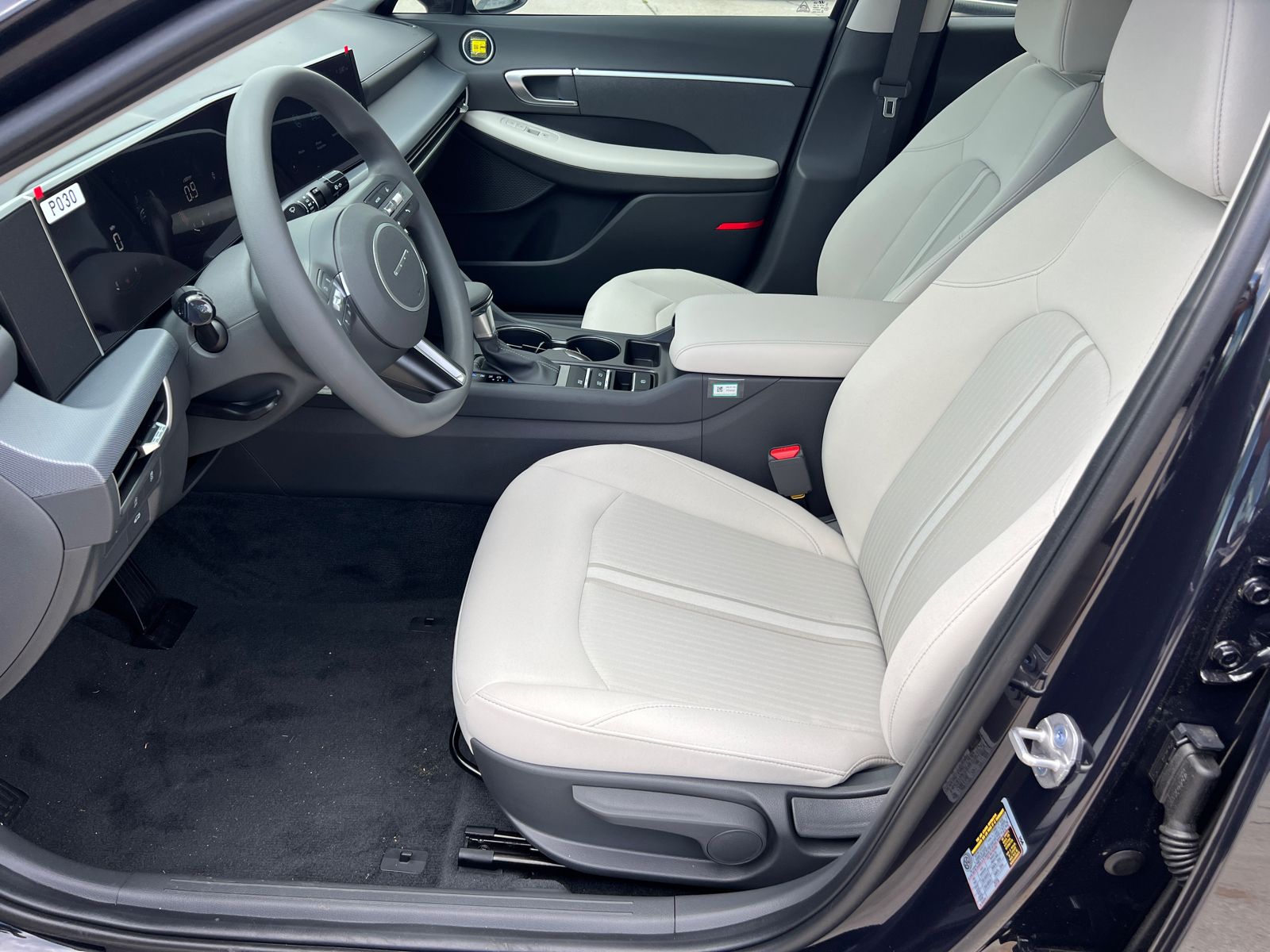2025 Hyundai Sonata SE photo 8
