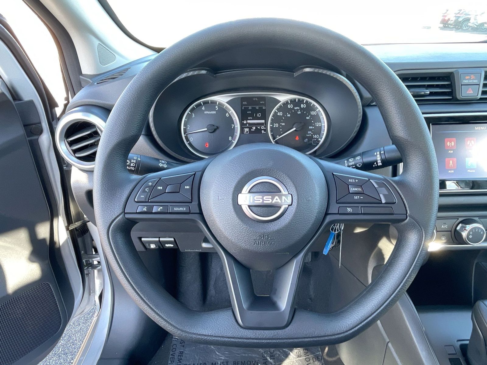 2025 Nissan Versa 1.6 S 11