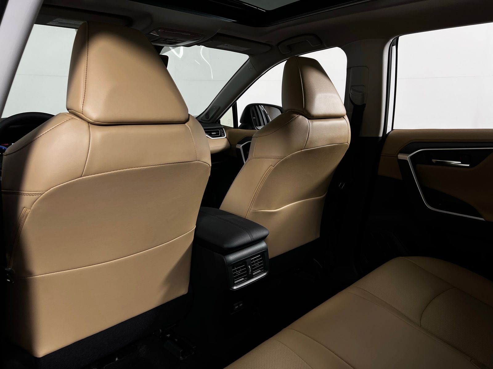 Thumbnail: 2025 Toyota RAV4 - 19