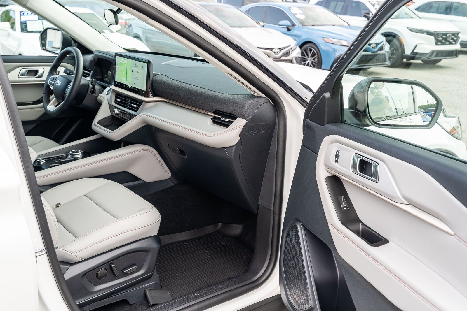 Used 2026 Ford Explorer SUV