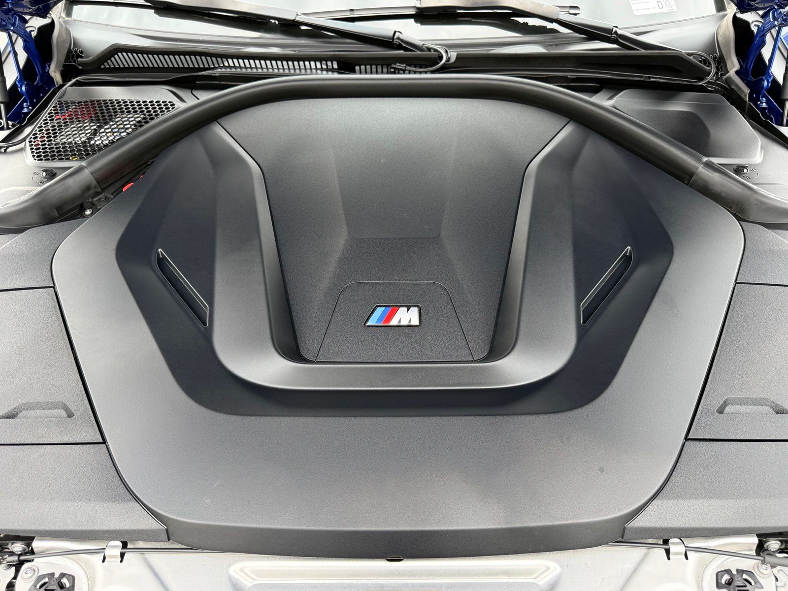 Certified Used 2023 Blue BMW M50 image 33