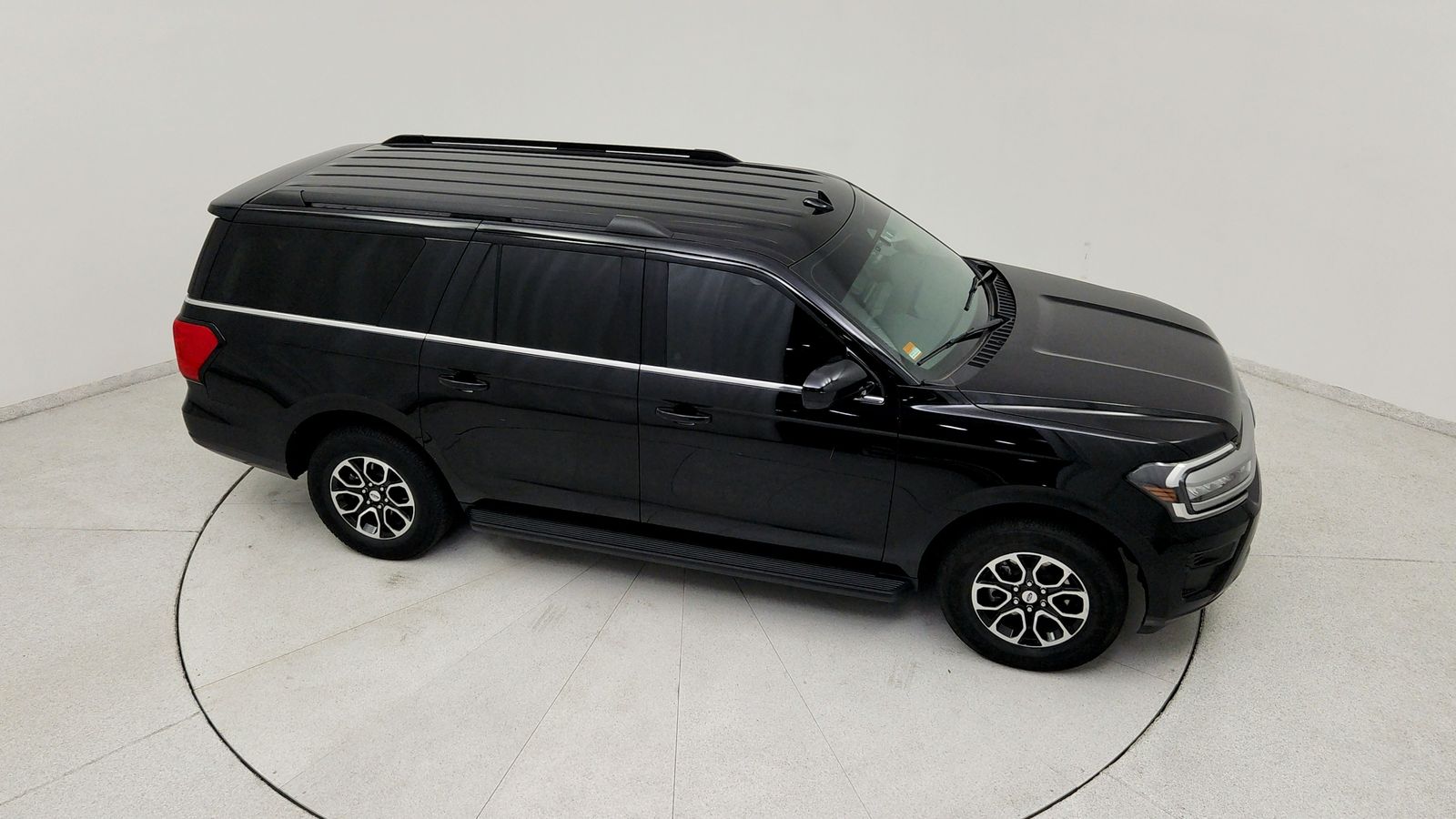 Certified Used 2023 Black Ford XLT image 20