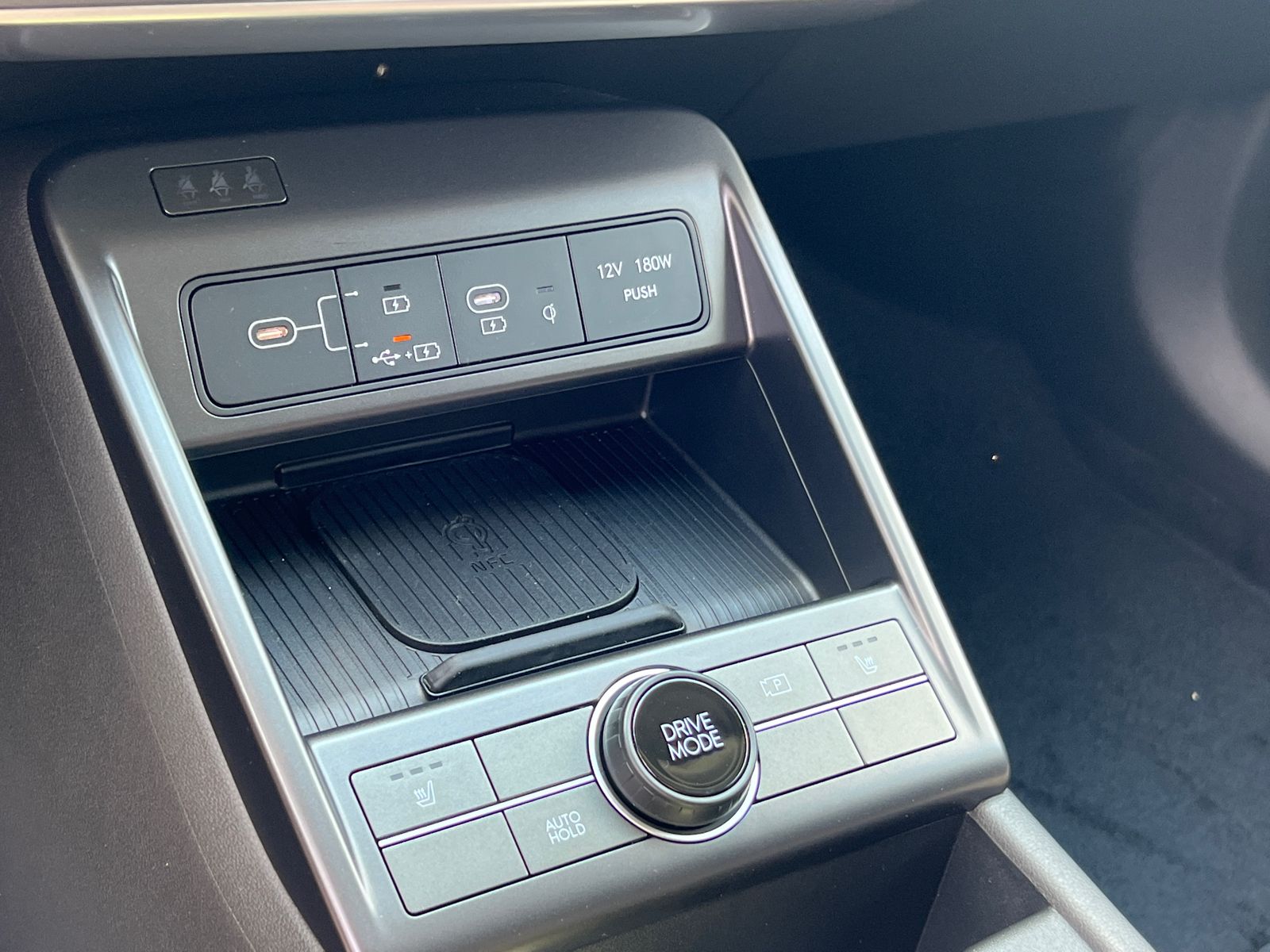 2025 Hyundai Kona SEL photo 26