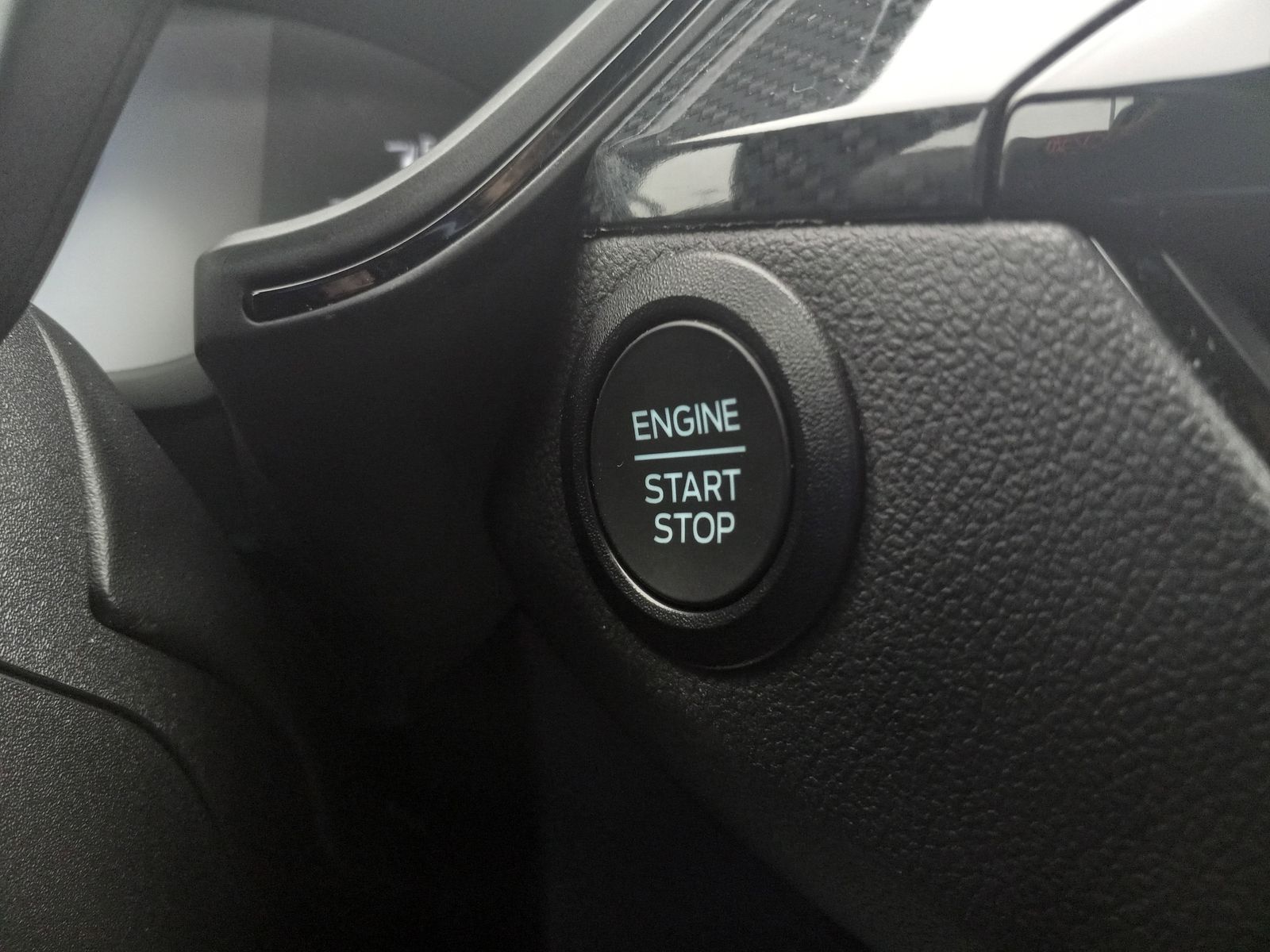 2025 Ford Escape image 24