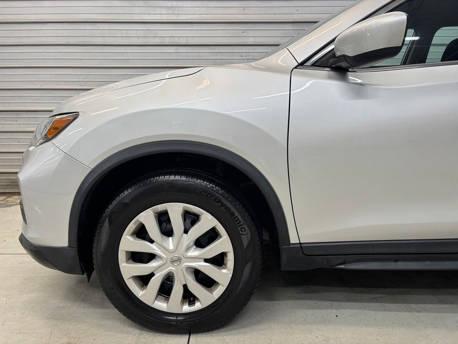 2019 Nissan Rogue S - Image 4