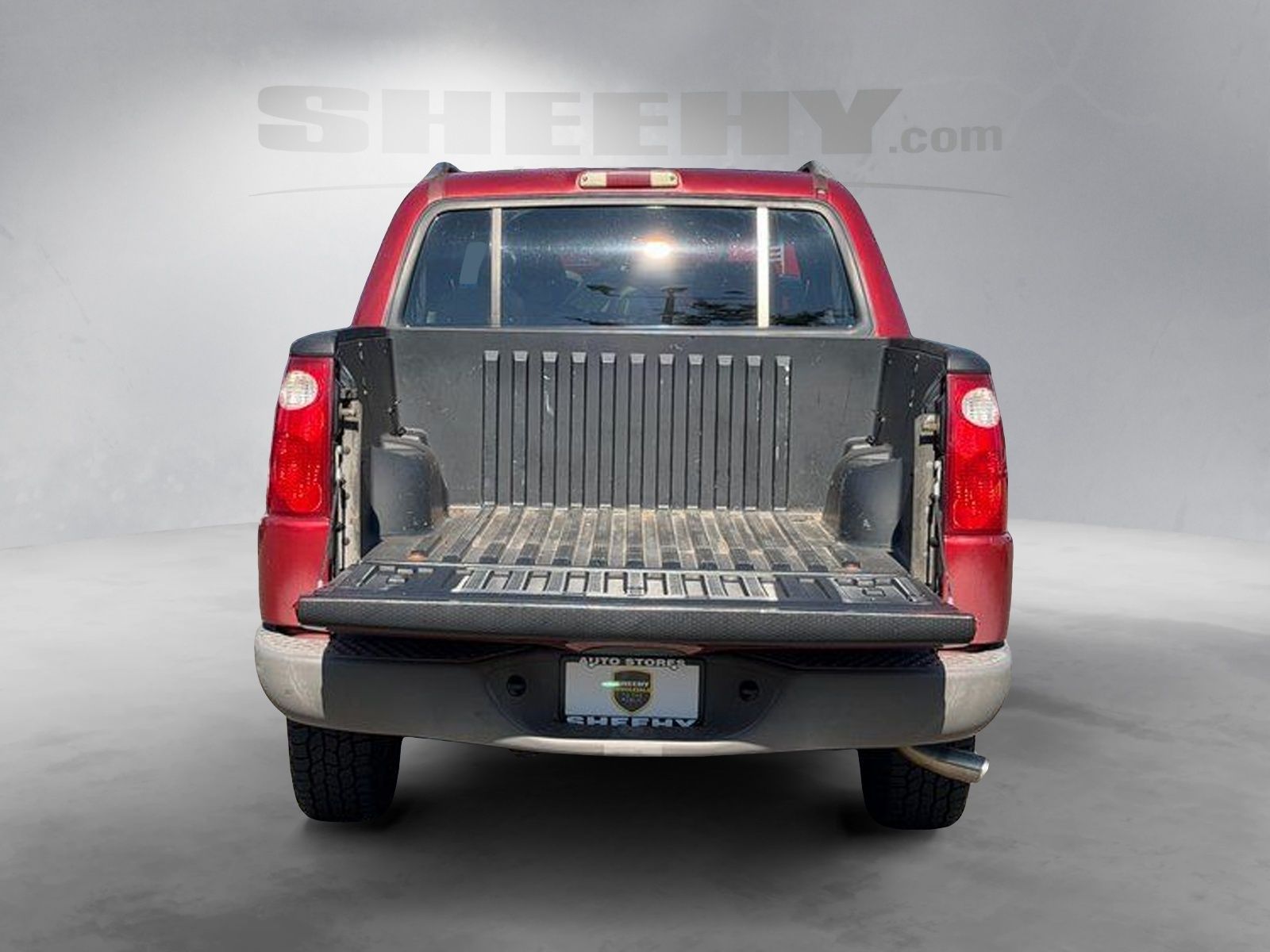 Used 2002 Toreador Red Clearcoat Metallic Ford Base image 23
