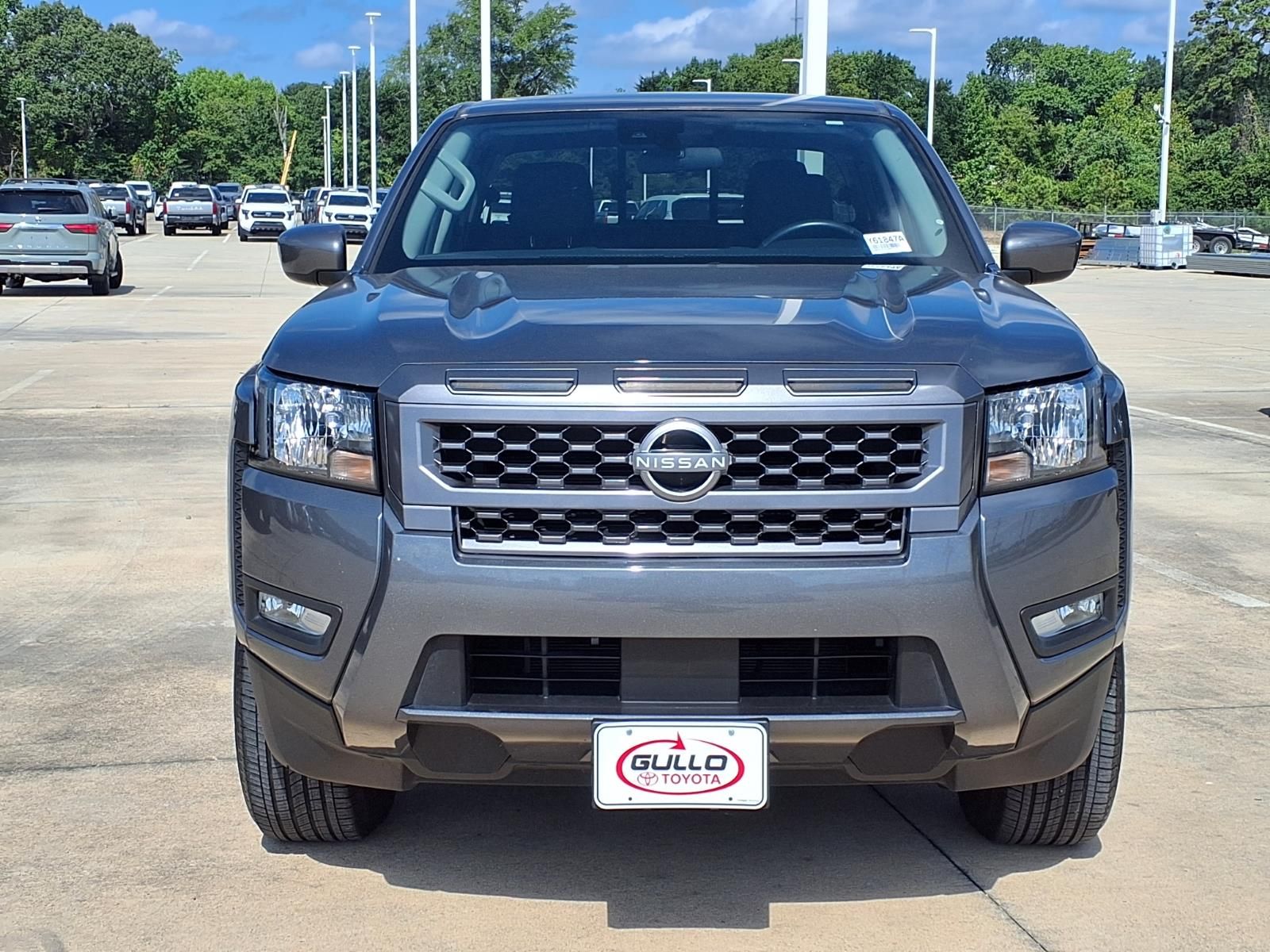 2025 Nissan Frontier SV - 3
