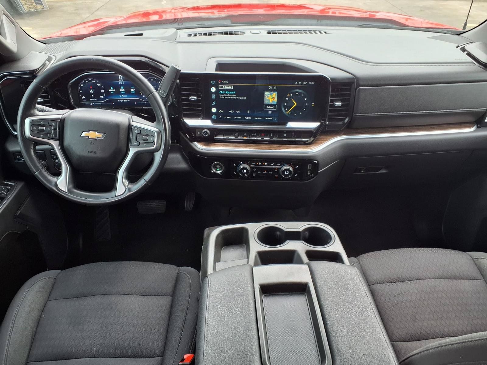 2022 Chevrolet Silverado 1500 LT - 10