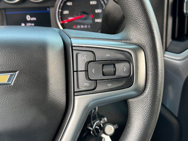 Used 2022 Summit White Chevrolet Custom image 40