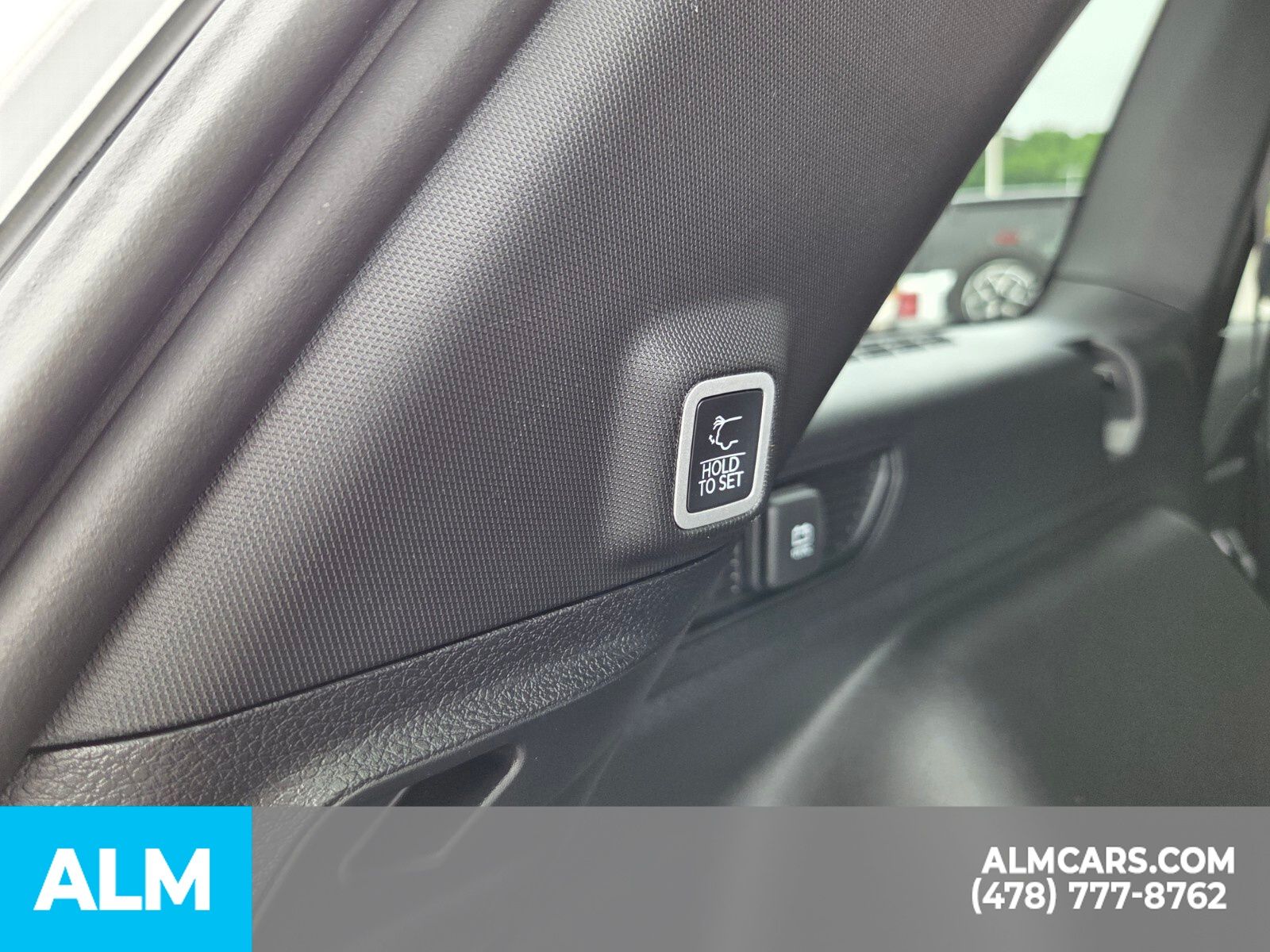 Used 2025 White Jeep Laredo X image 18