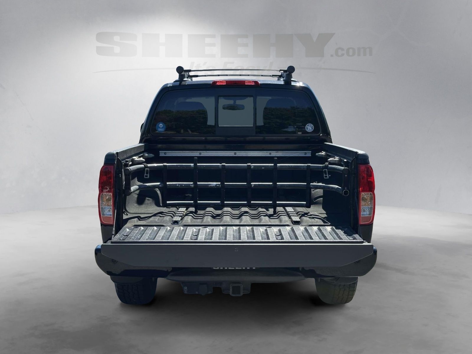 Used 2018 Black Nissan PRO-4X image 24