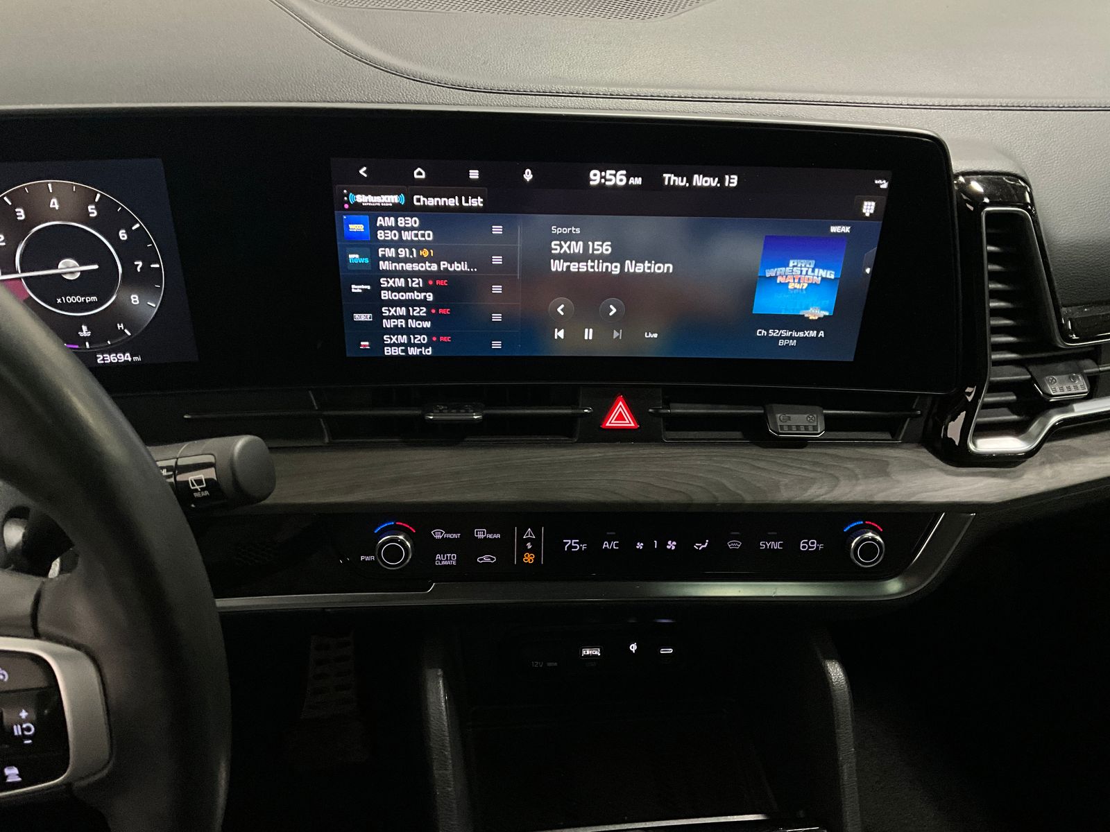 View vehicle photo 7
