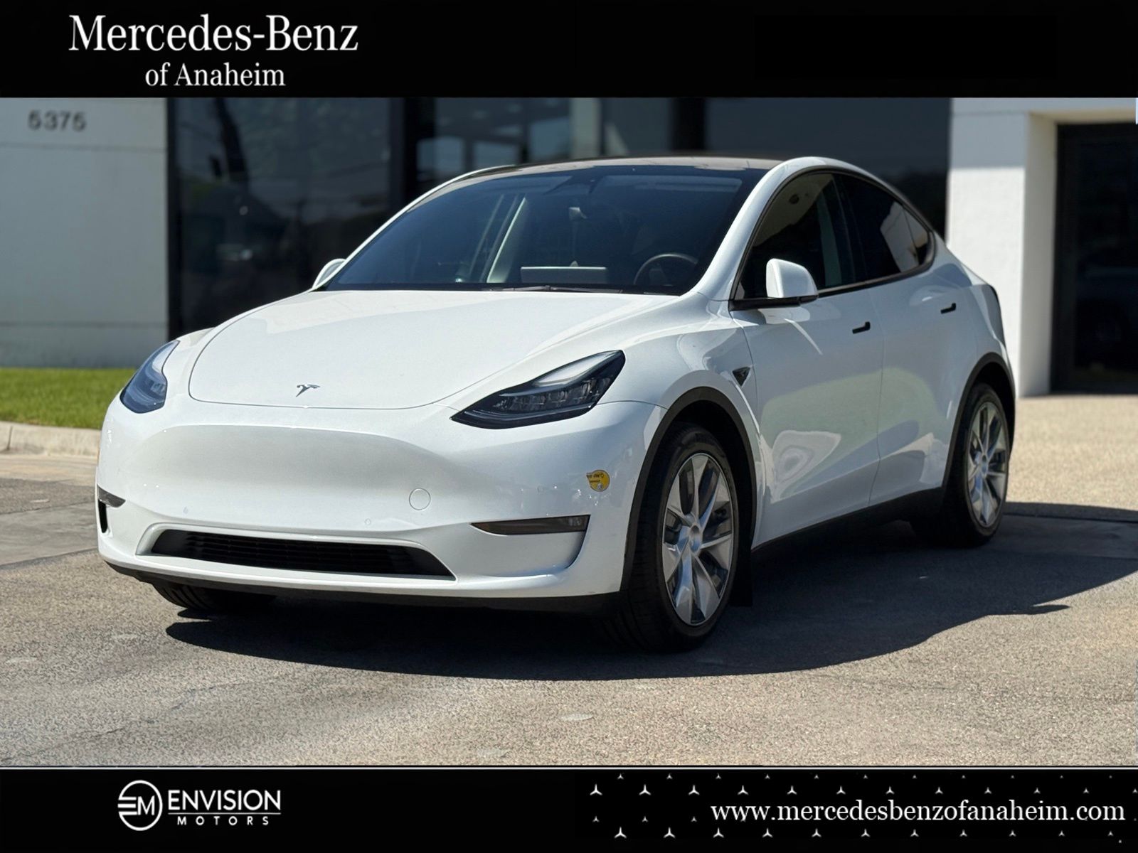 Pearl White 2022 Tesla Model Y Long Range AWD SUV / Crossover All-Wheel Drive 1-Speed Automatic