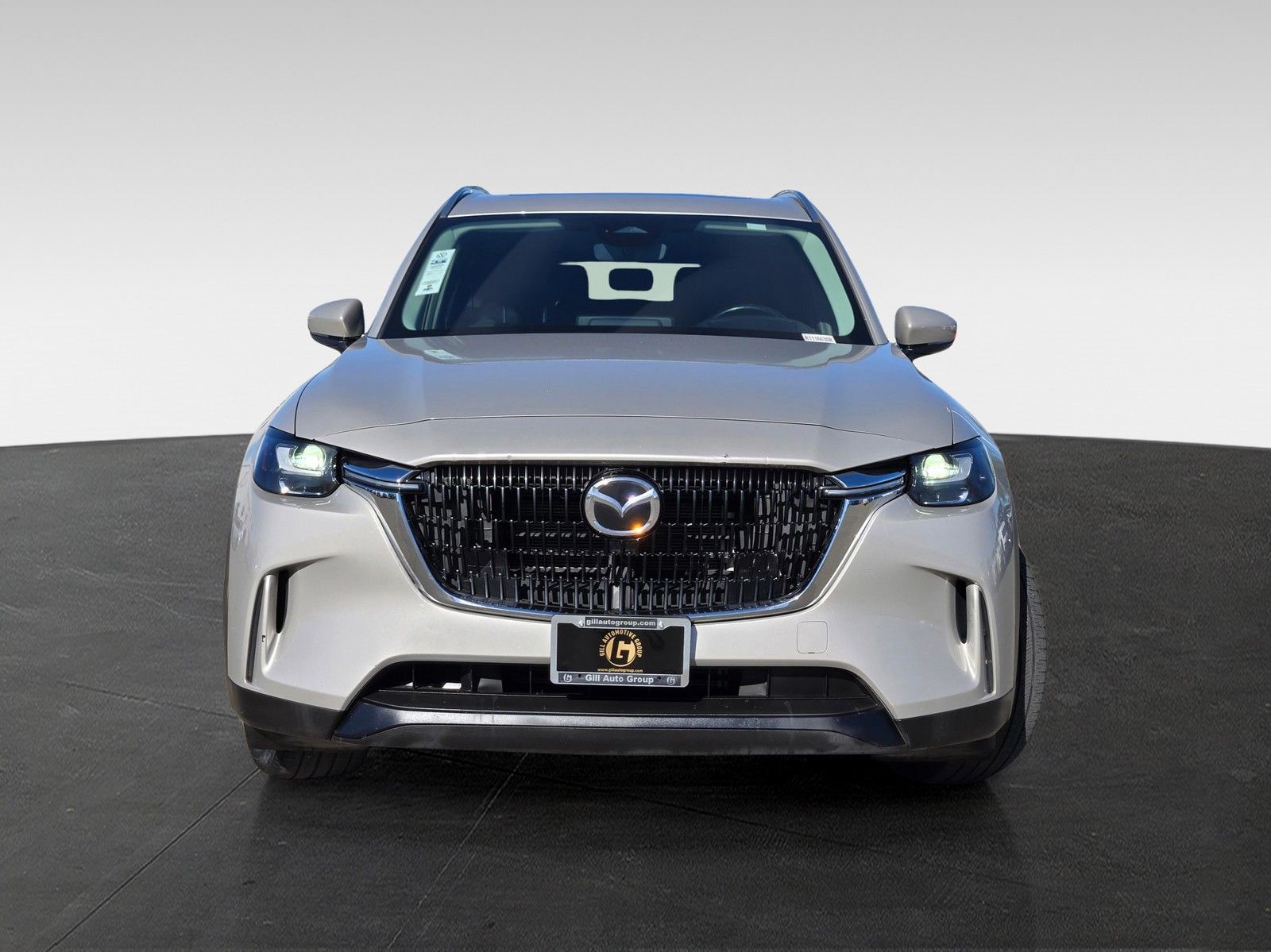 View vehicle photo 2