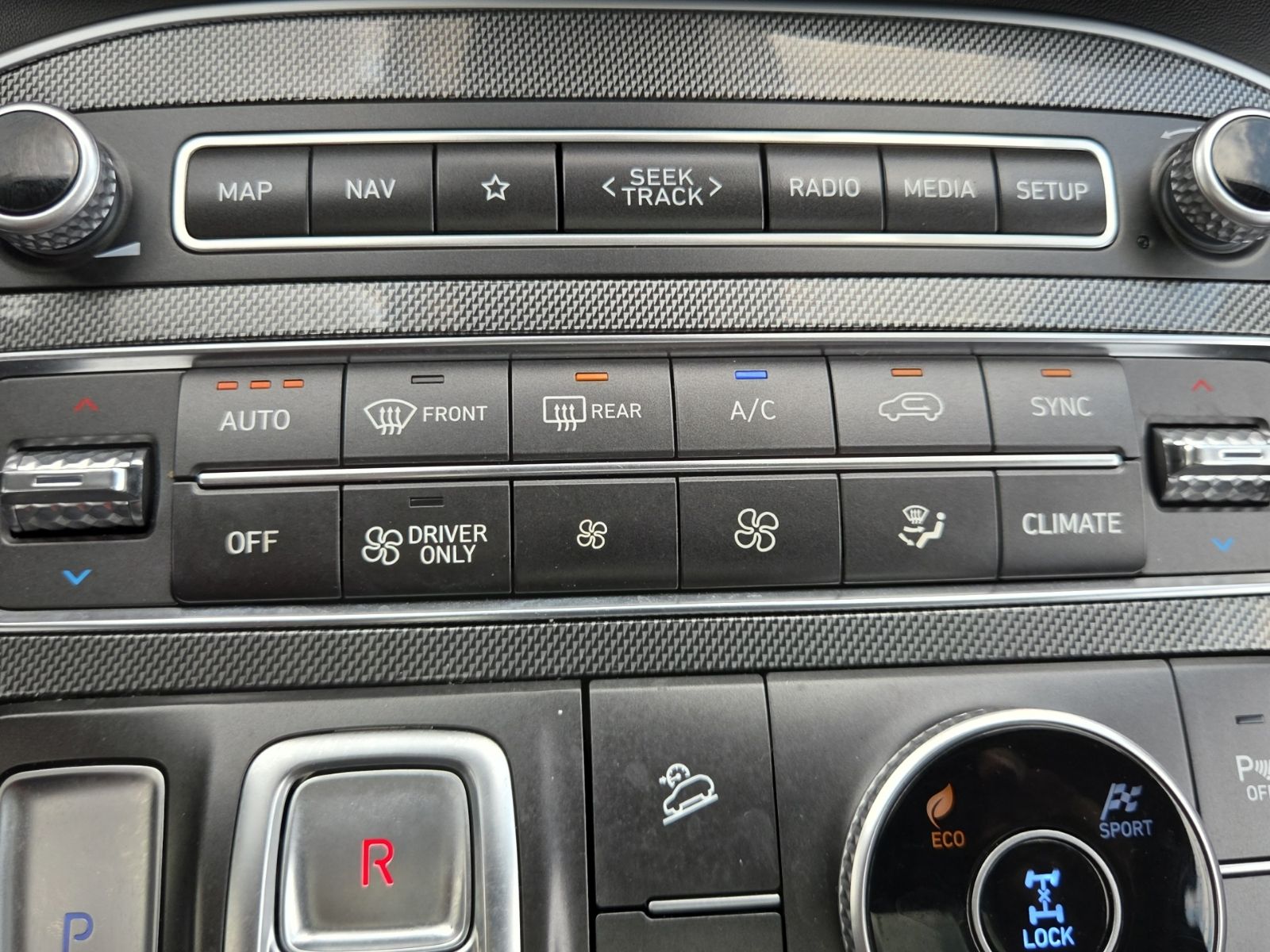 Used 2023 Black Hyundai SEL Premium image 27