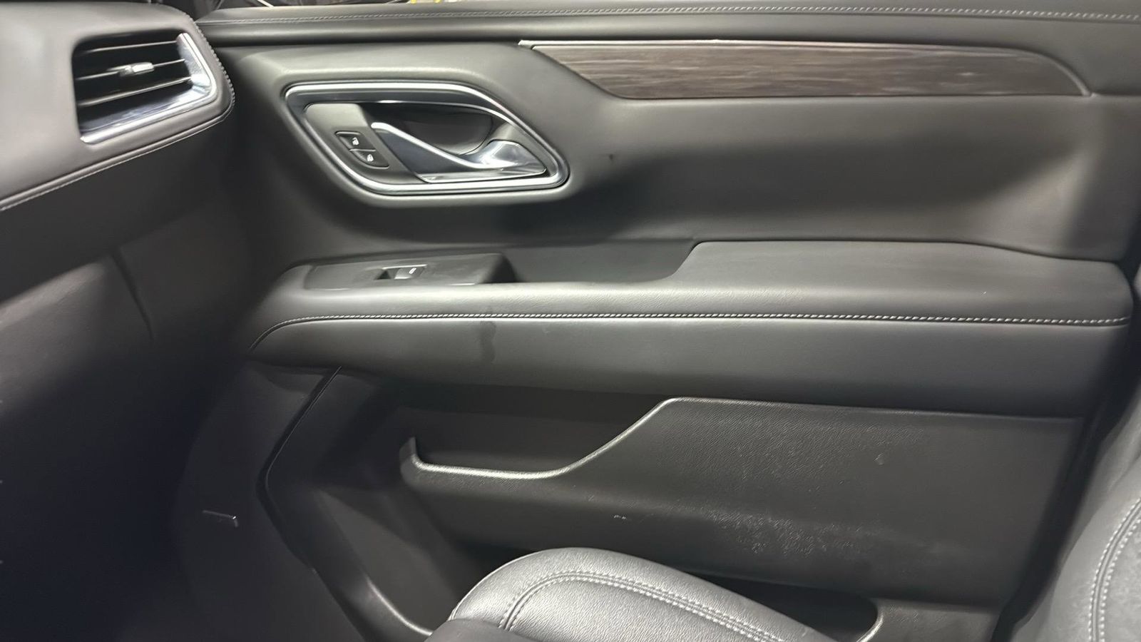 Used Car 2023 Chevrolet Suburban  Z71 For Sale Under $70,000 In Austin, Texas