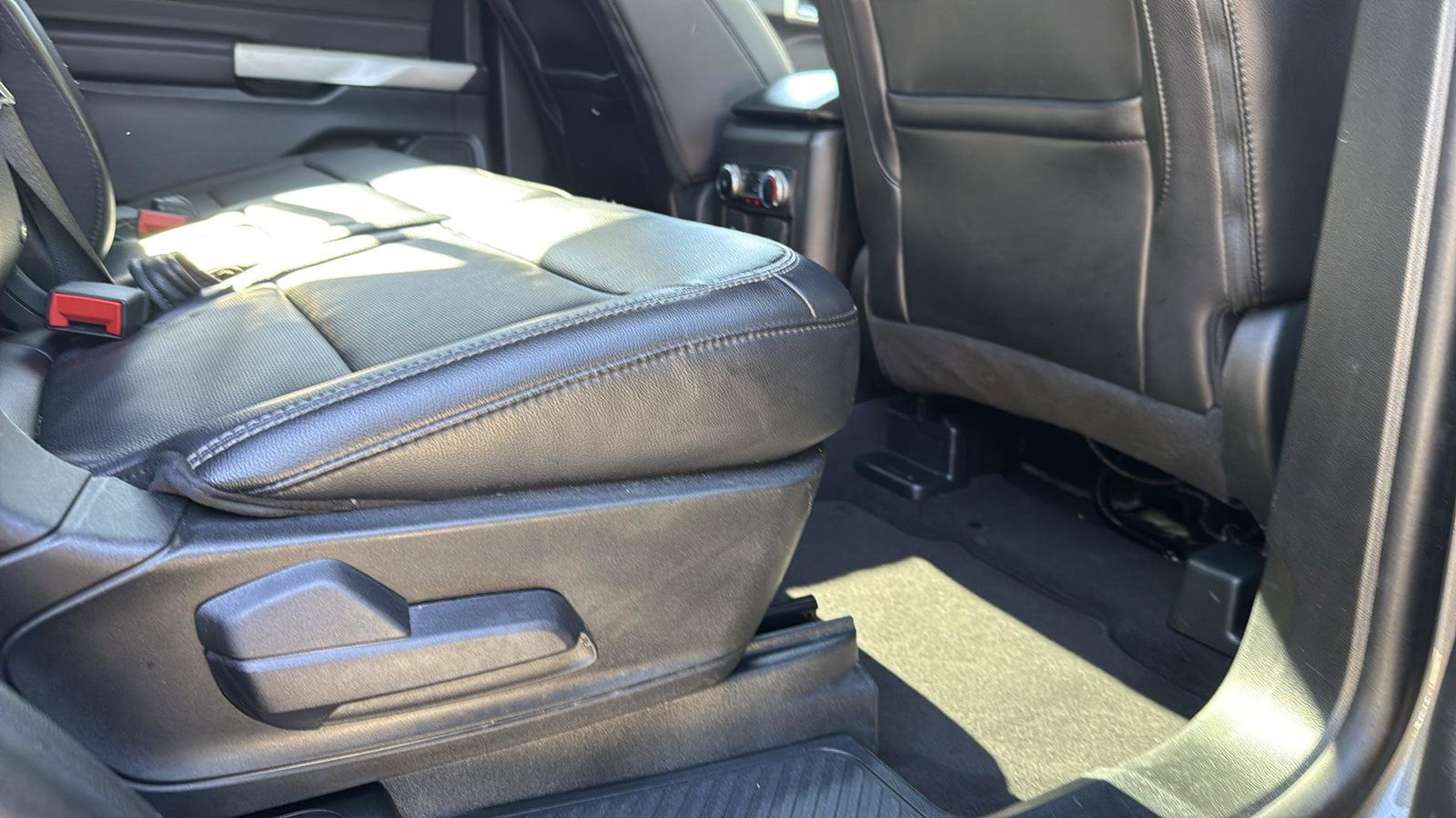 Used Car 2023 Ford Explorer  Limited For Sale Under $35,000 In Austin, Texas