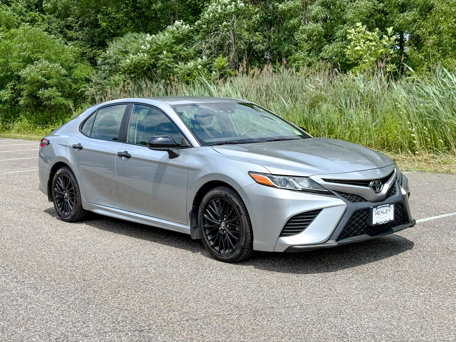 Celestial Silver Metallic 2019 Toyota Camry Sedan Front-Wheel Drive 8-Speed Automatic