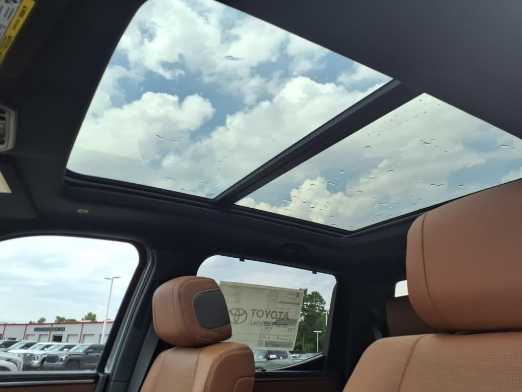 2025 Toyota Tundra Hybrid 1794 Edition - 8