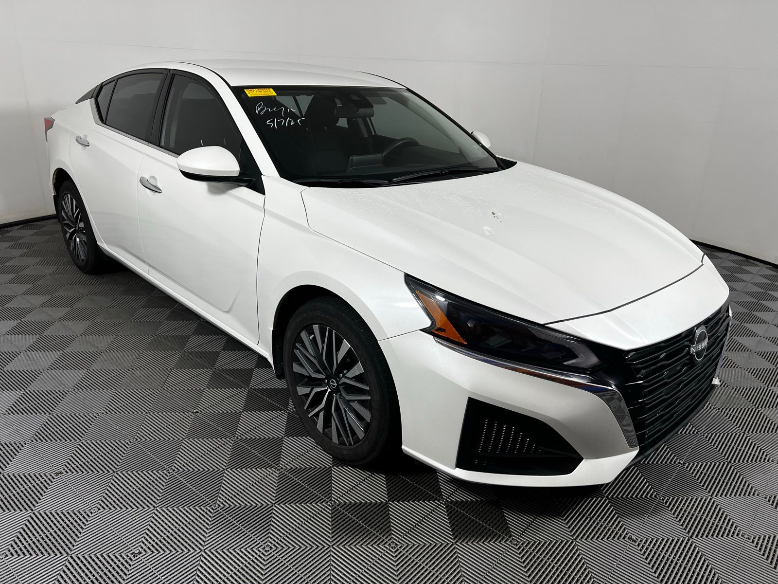2023 Nissan Altima SV 3