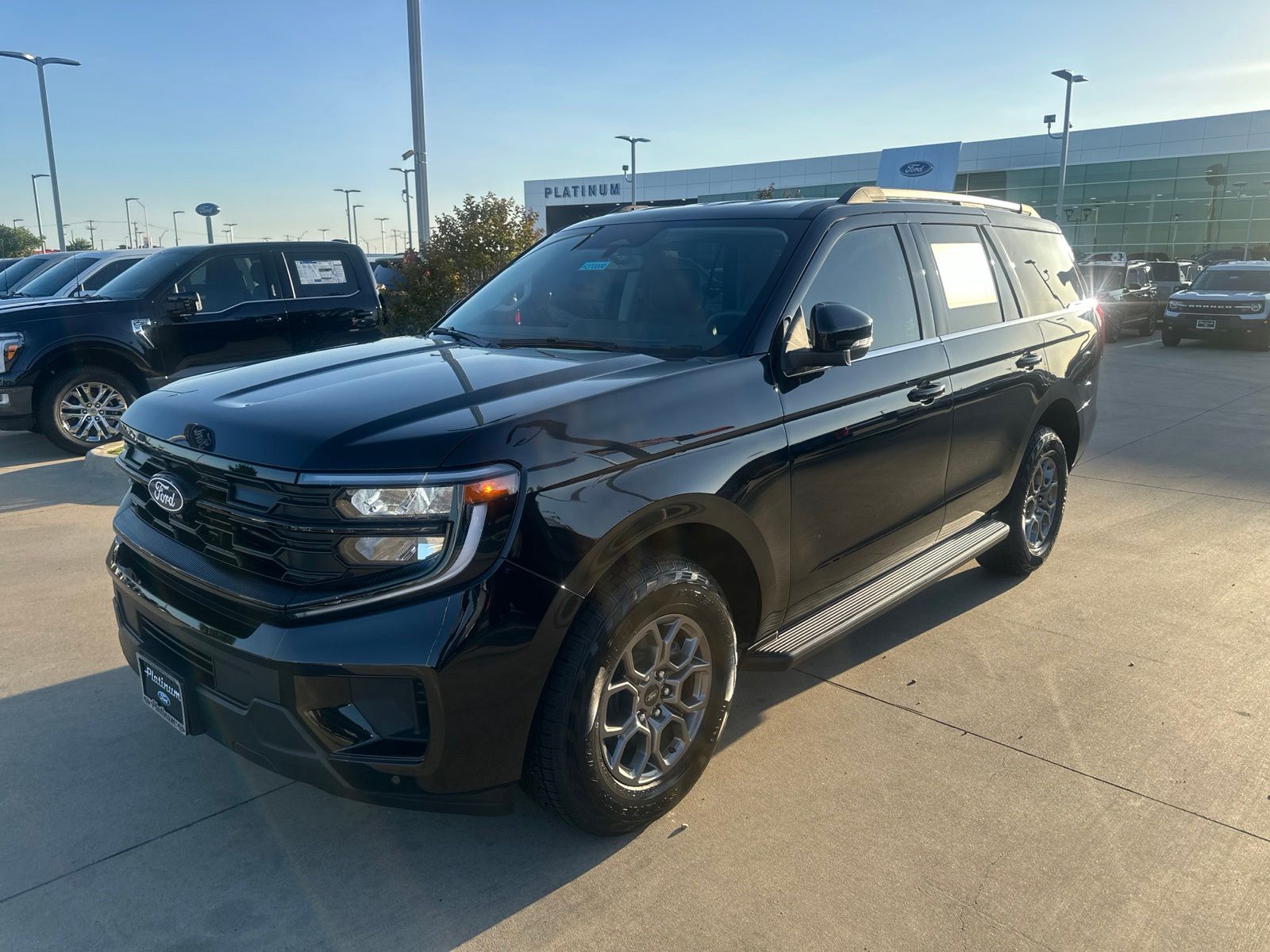 Agate Black Metallic 2027 Ford Expedition SUV / Crossover 4X2 Automatic